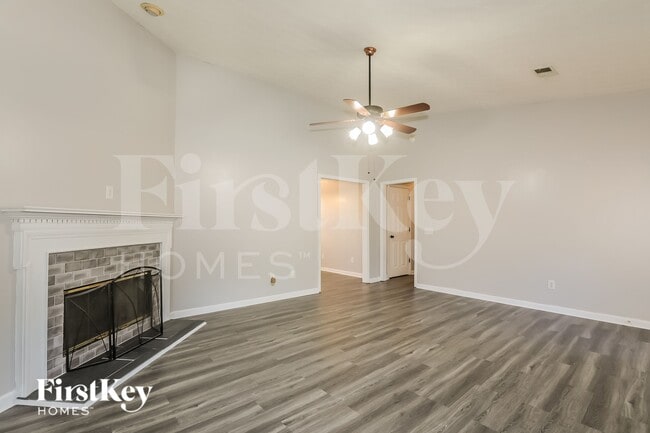 Photo - 723 Ridgetop Rd