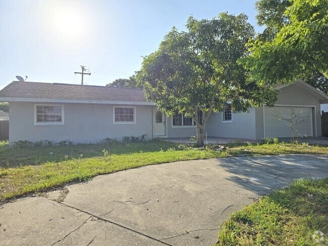 Building Photo - 164 Whitman Rd Rental