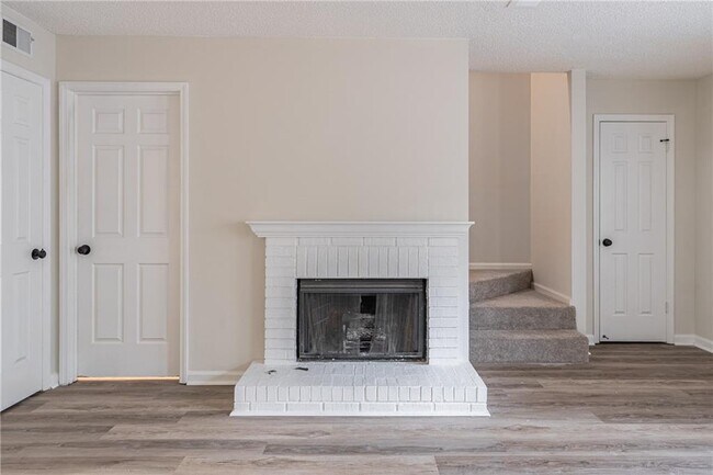 Photo - 1054 Old Holcomb Bridge Rd