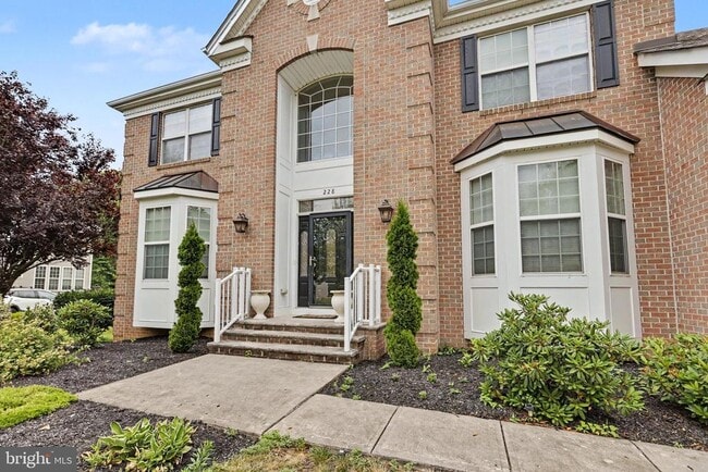 Photo - 228 Leffler Cir