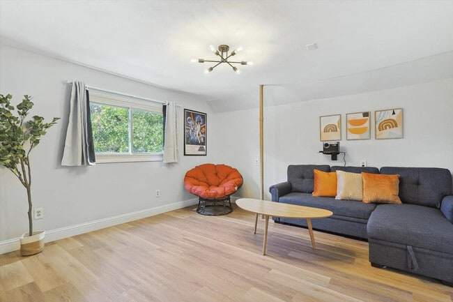 Photo - 3608 Courtdale Dr Unit ID1056416P