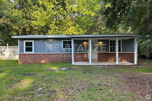 Building Photo - COMING SOON! Cute 4 Bedroom House