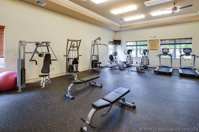 6533 Emerald Dunes Dr Unidad 205
