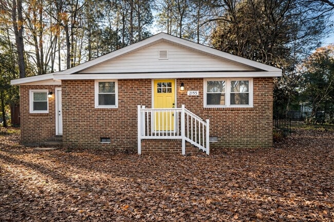 Building Photo - 2155 Goins Dr