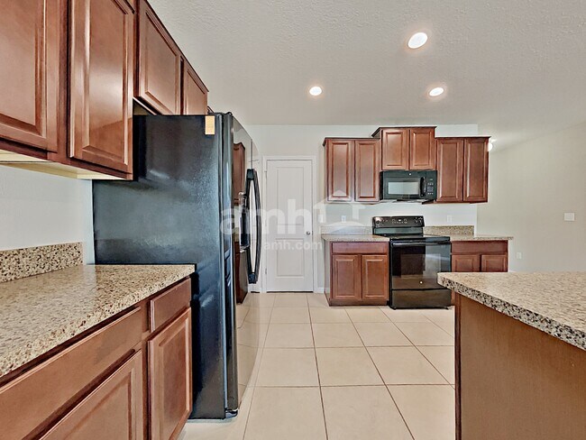 Photo - 214 English Heritage Pl