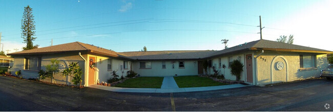 Building Photo - Fountain Aire Rental