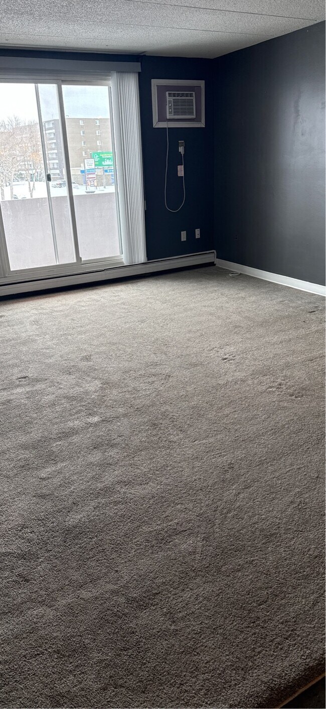 Photo - 2830 Gordon Rd