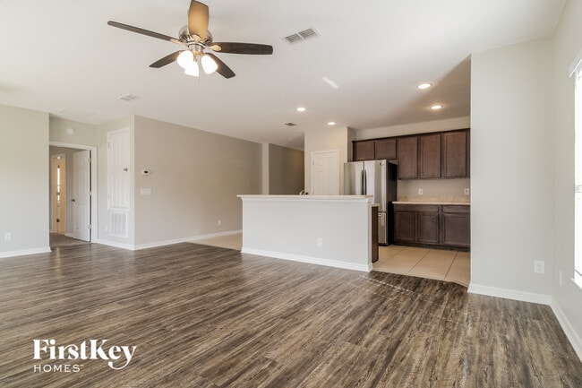 Photo - 4796 Rockvale Dr