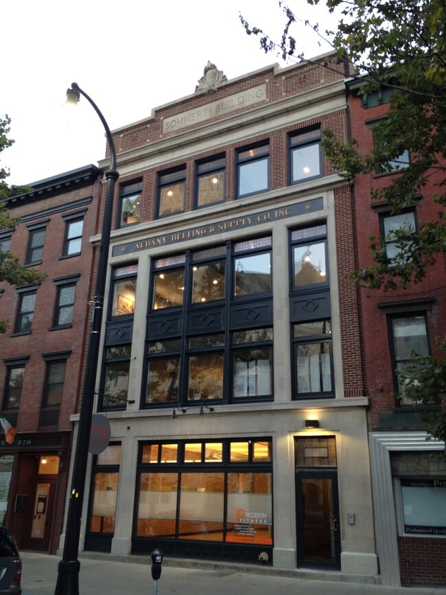 Building Photo - 374 Broadway Unit 2A Rental