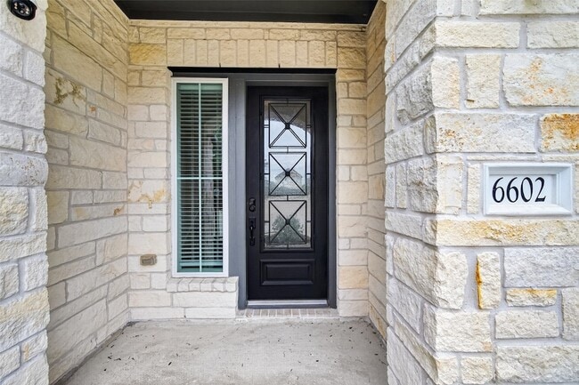 Photo - 6602 Albany Forest Ct