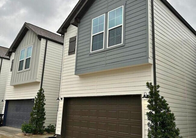 Building Photo - 3206 Bostic St