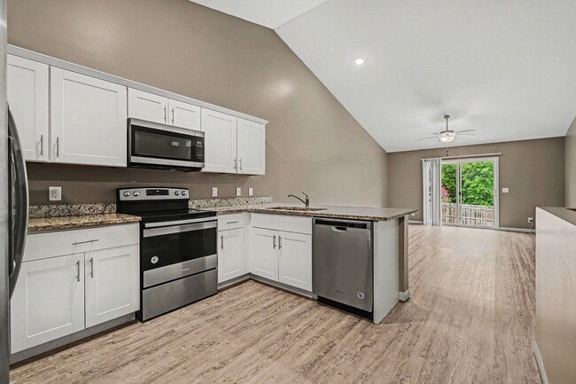 Photo - Great location, Just off Dodge and 168th!