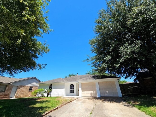 Photo - 1310 Goswell Ln