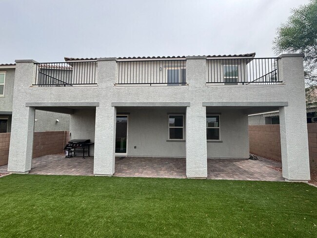 Photo - Beautiful 5-Bedroom, 4.5-Bath Home with St...