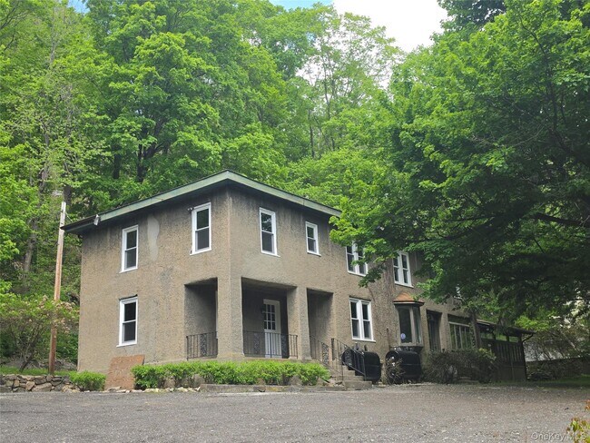 Photo - 7 Stone Ridge Rd