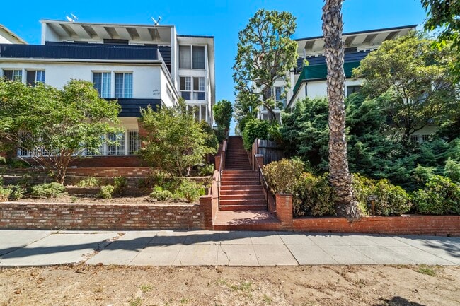 Photo - 1320 S Beverly Glen Blvd Unit 1314