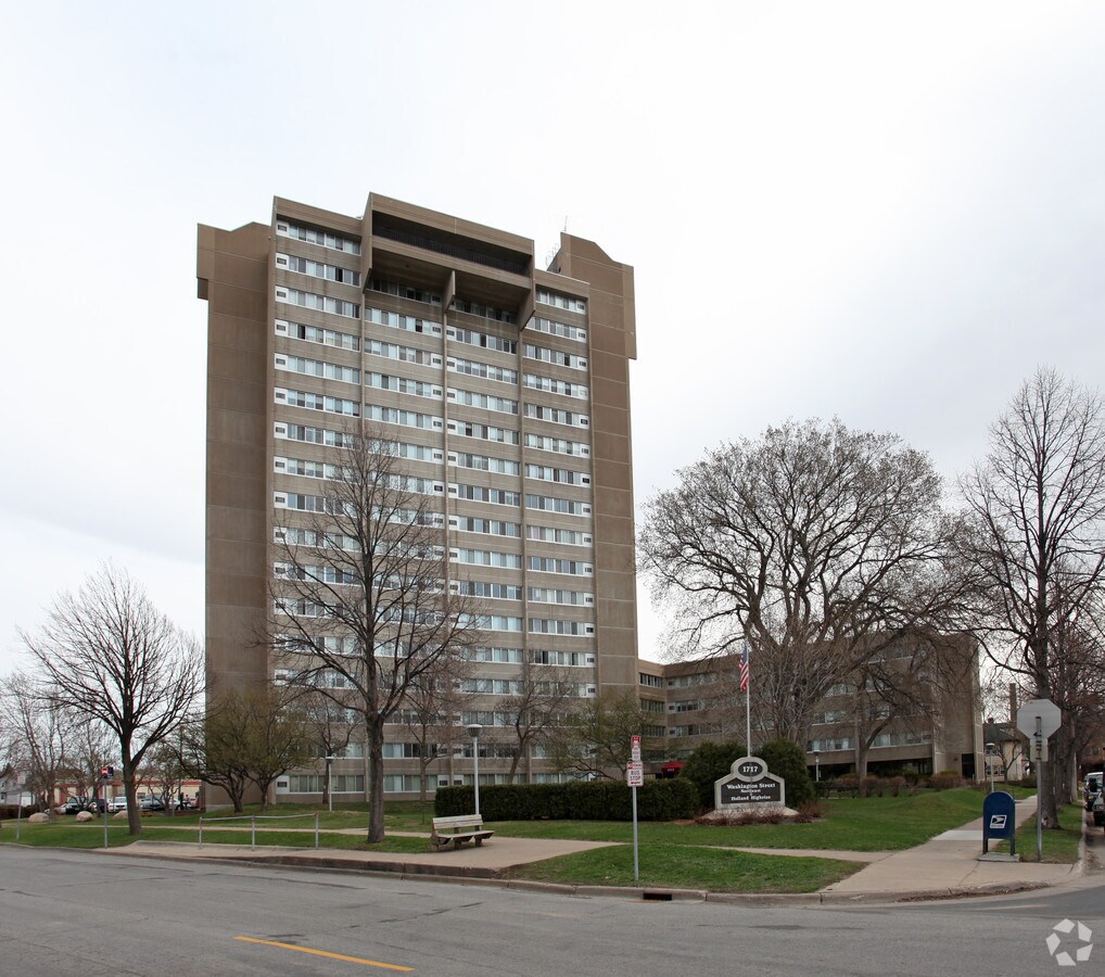 Holland Highrise Apartments - Holland Highrise Apartments