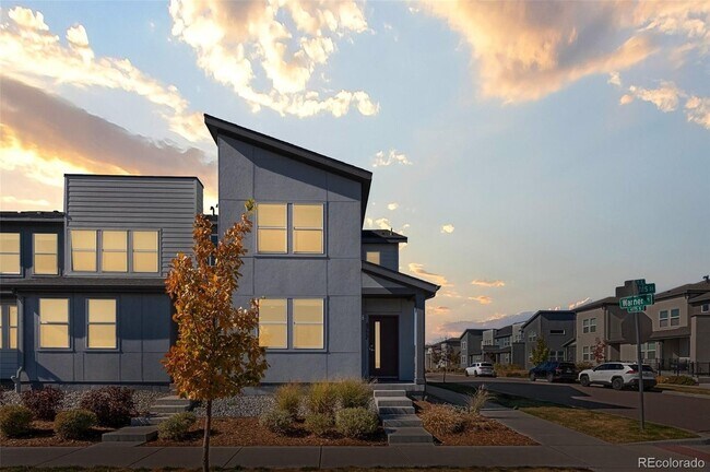 Photo - 4777 Memphis St