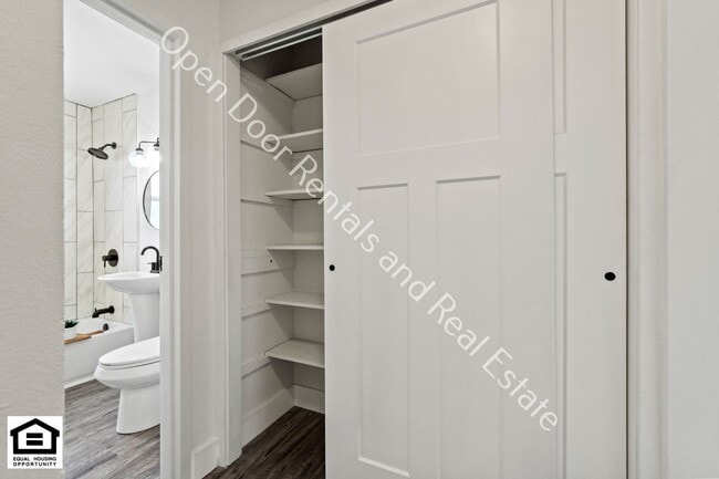 Photo - 1823 Griswold Dr Unit R22