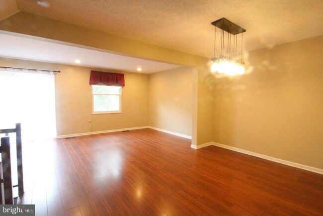 Photo - 410 Fleece Flower Dr