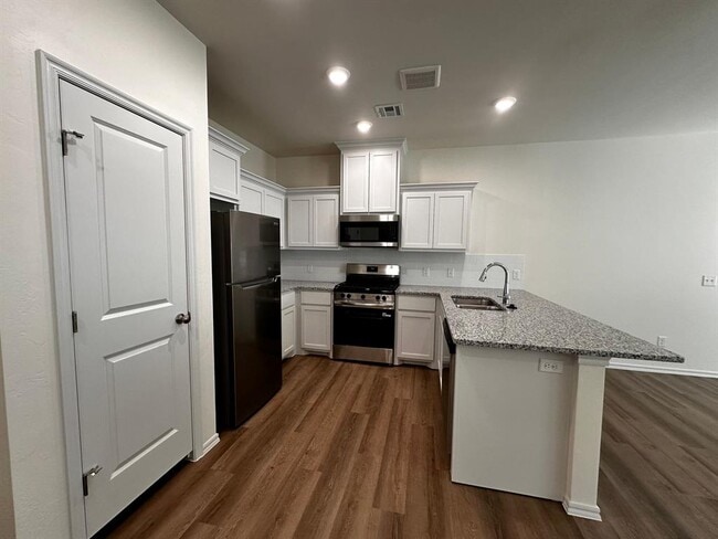 Photo - 11619 Mackenzie Wy