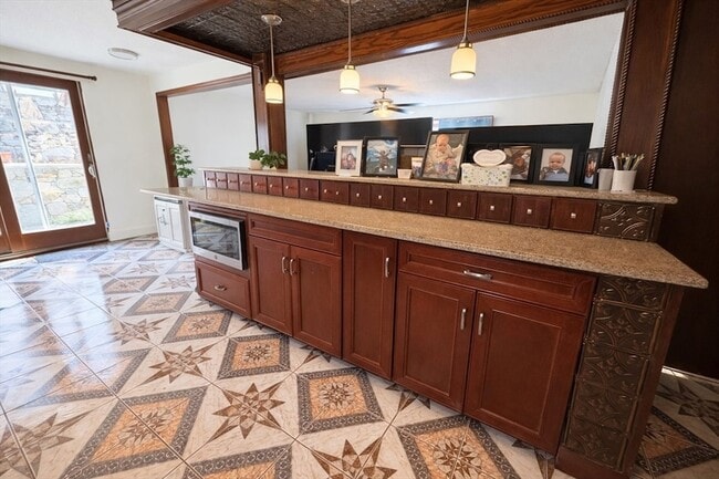 Photo - 183 Forest St