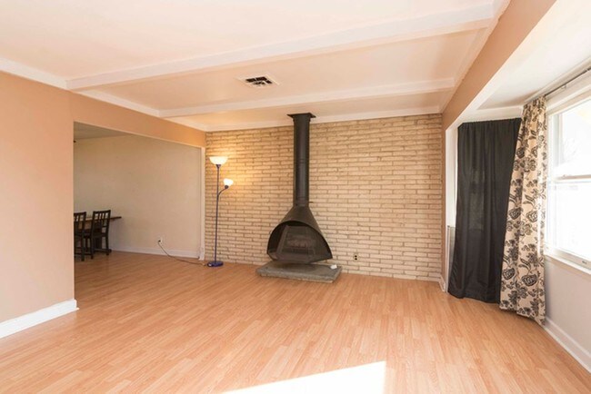 Photo - 1008 E Florida Ave