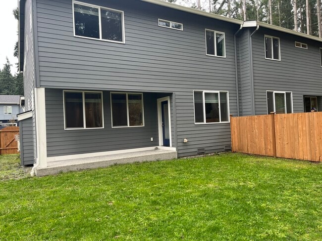 Photo - 19923 Cypress Way