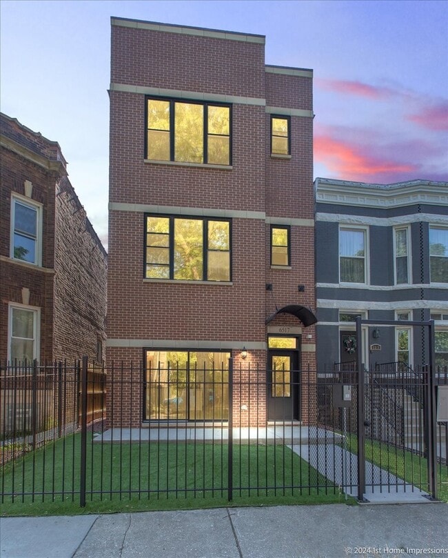 Photo - 6517 S Drexel Ave