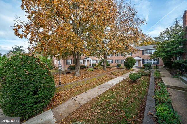 Photo - 1334 Montgomery Ave Unidad D4