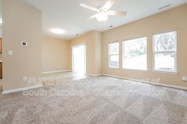 Photo - 148 Grand Oaks Dr