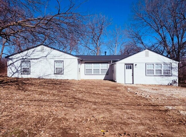 Photo - 8622 Walker Ave