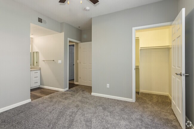 3BR, 2BR - 1,271SF
