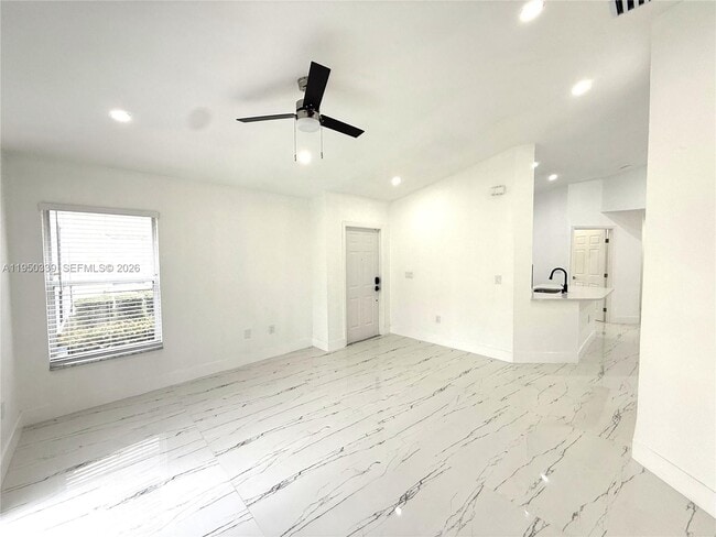 Photo - 8989 NW 53rd St