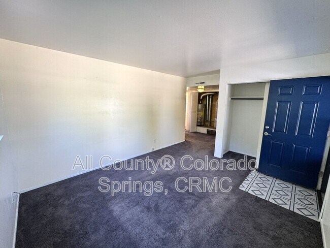 1129 Cree Dr Unit C