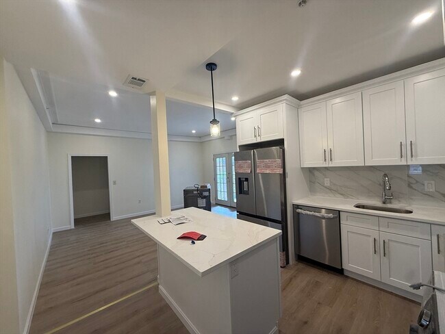 Photo - 20 Pearl St Apartment Unit 1