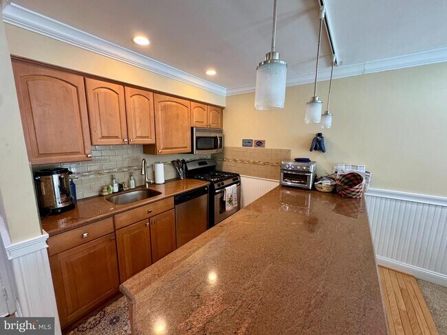 Photo - 9300 Atlantic Ave Unit 204