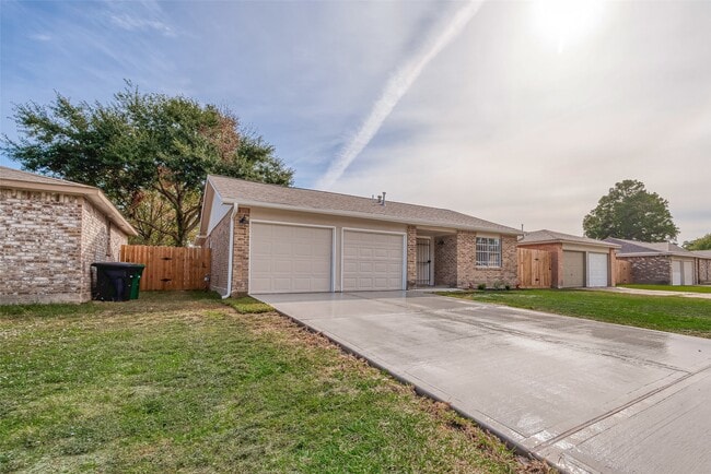 Photo - 8714 Valley Flag Dr