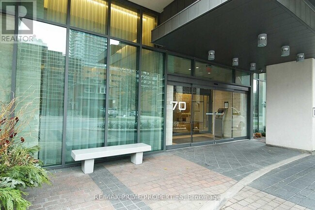 Photo - 70 Roehampton Ave Unit 1319