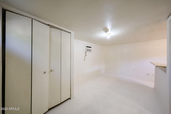 Photo - 1005 E Moreland St