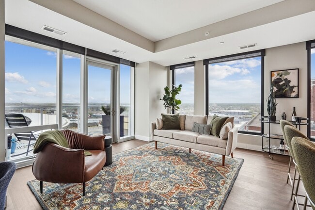 Living Room - North Loop Green 360 Apartments