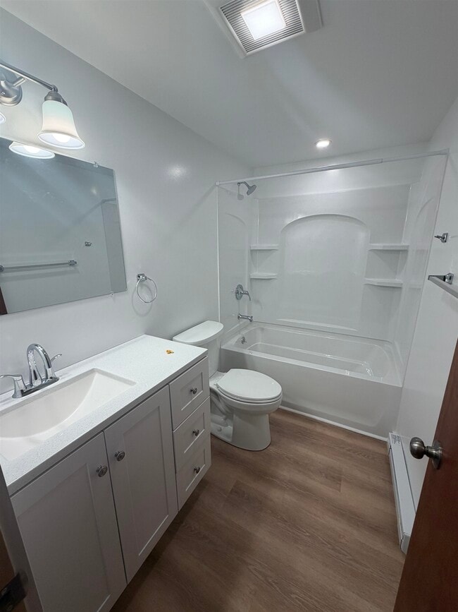 16 Snow Ave Unit 3