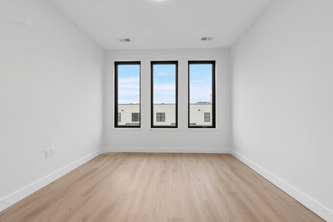 Photo - 407 Highland Ave