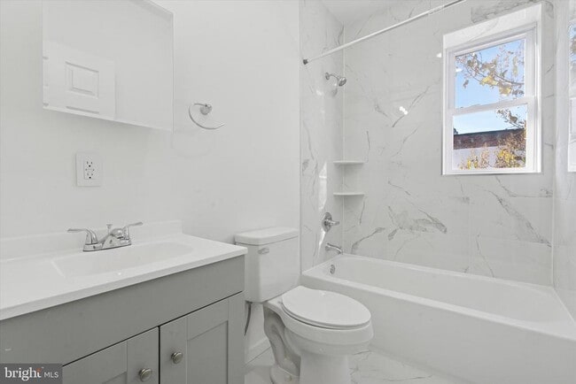 Photo - 3827 Cambridge St Unit 1