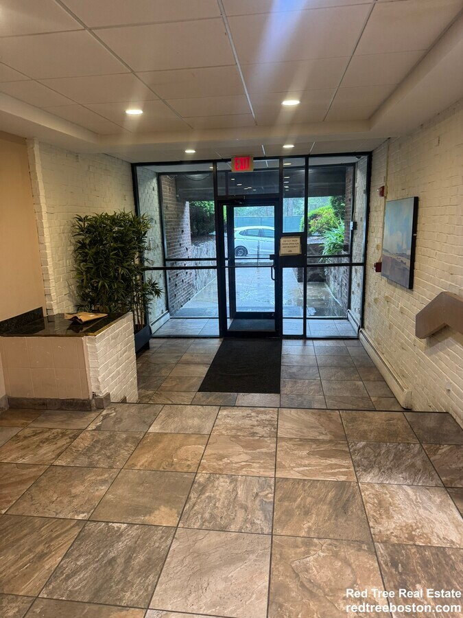 Photo - 16 Whites Ave Condo Unit 13