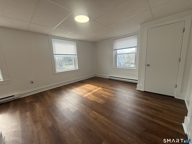 Photo - 156 Garfield Ave