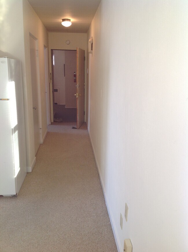 1580 Woodland Dr Unit 3