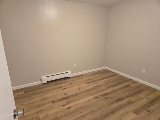 Photo - 202 Lincoln St Unidad 3