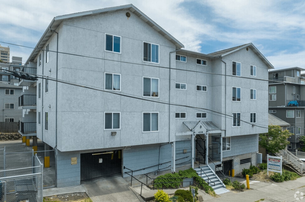 Photo - Dry Creek Apartments