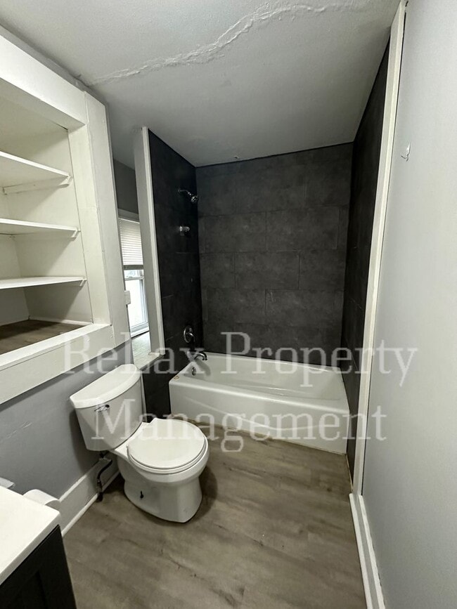 Single Family Home in Waukesha Rental House Rental in Waukesha, WI